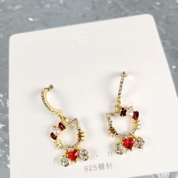 Brand New S925 Silver Rhinestone Hello Kitty Red Heart Earrings - Picture 4 of 7